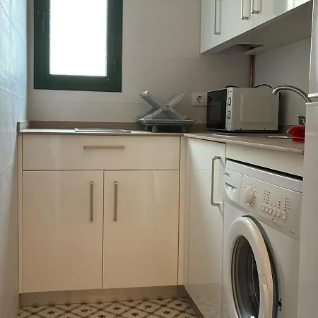 Apartmán Estudio San Felipe Junto A La Playa Y El Hospital Puerta Del Mar En Cádiz