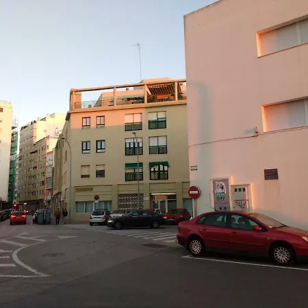 Estudio San Felipe Junto A La Playa Y El Hospital Puerta Del Mar En アパート カディス